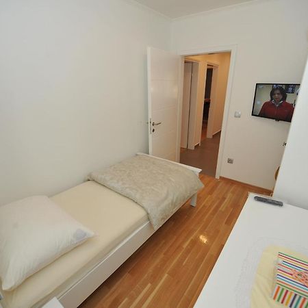 Apartment Antea Sinj Exteriör bild