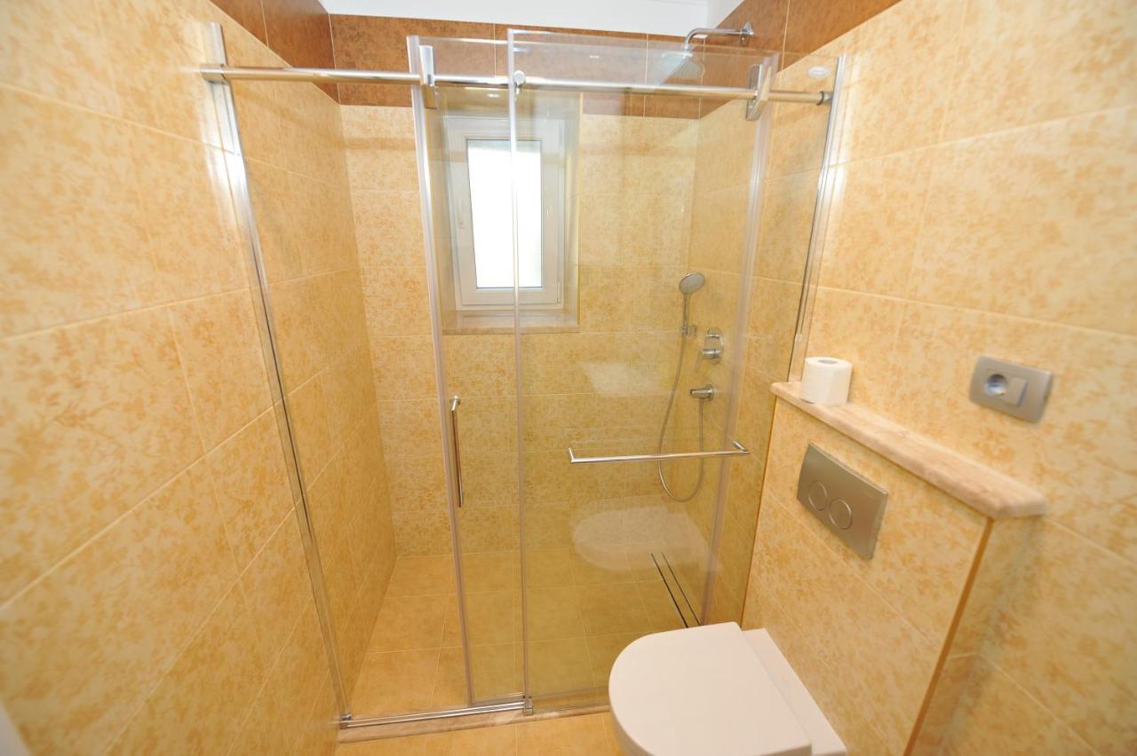 Apartment Antea Sinj Exteriör bild
